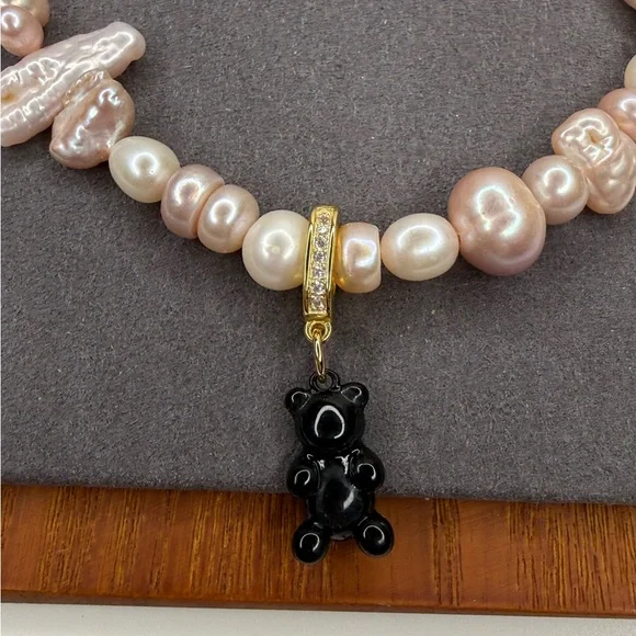 Joolz by Martha Calvo Bear It All Pearl Teddy Necklace MC Sold Out - Picture 7 of 10